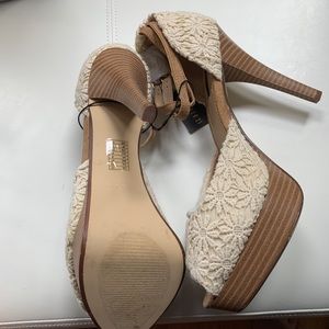 Cream Forever 21 heels with floral design